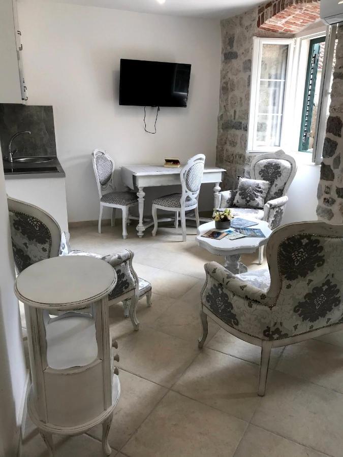 New Renovated Old Town Martiva Apartment Котор Экстерьер фото