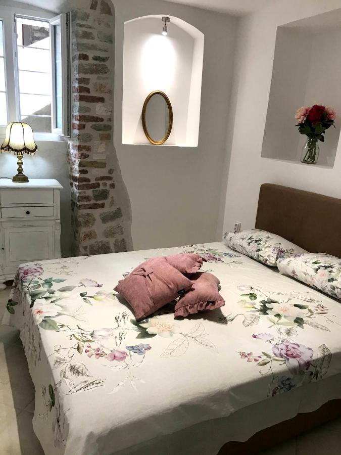 New Renovated Old Town Martiva Apartment Котор Экстерьер фото